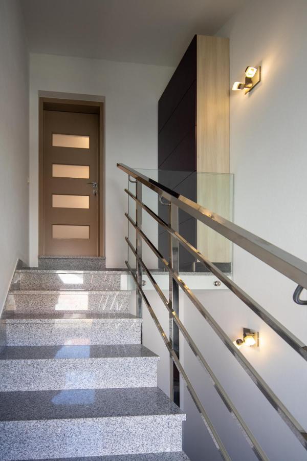 Lumaja Luxury Apartman บีโอกราดนาโมรู ภายนอก รูปภาพ