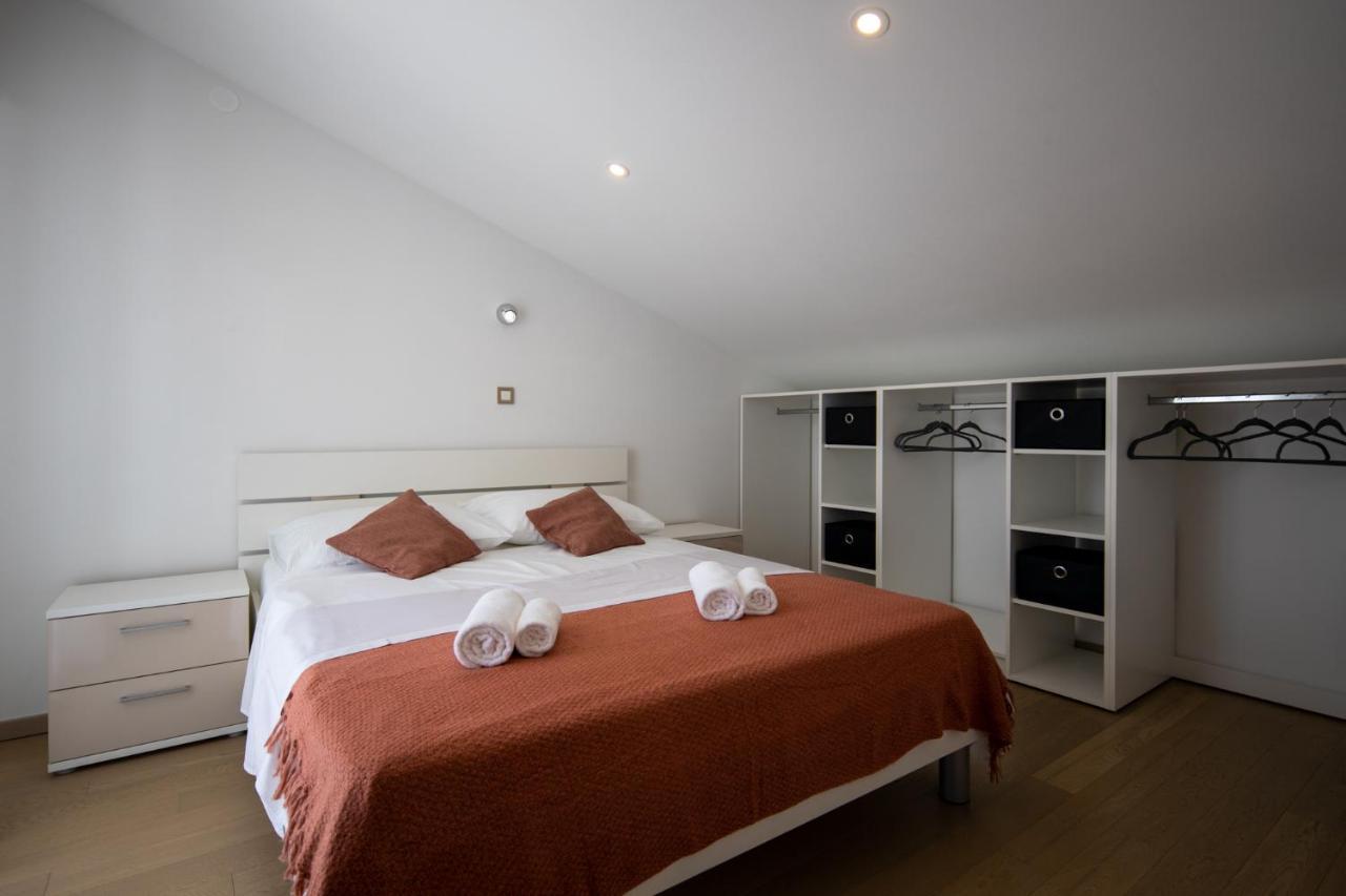Lumaja Luxury Apartman บีโอกราดนาโมรู ภายนอก รูปภาพ