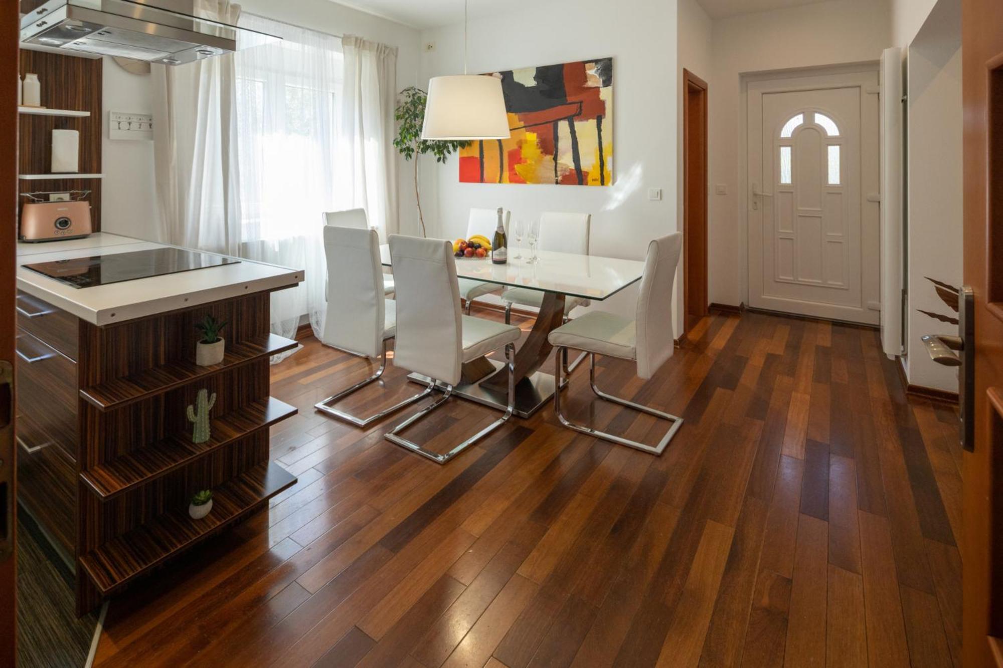 Lumaja Luxury Apartman บีโอกราดนาโมรู ภายนอก รูปภาพ